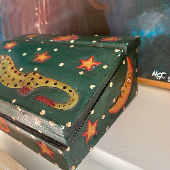 Vintage Celestial Sun and Moon Box rare - Picture 12 of 16